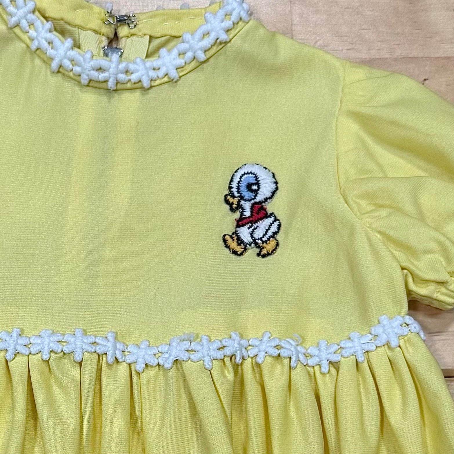 Vintage 60s 70s kids butter yellow duck dress / toddler size 12 months Cute Little Ruin Vintage Vintage 60s 70s kids butter yellow duck dress / toddler size 12 months Cute Little Ruin Vintage