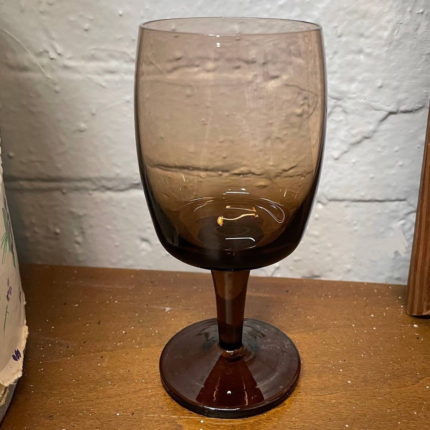 Vintage 70s Gorham crystal wine glasses Images brown / set of 2