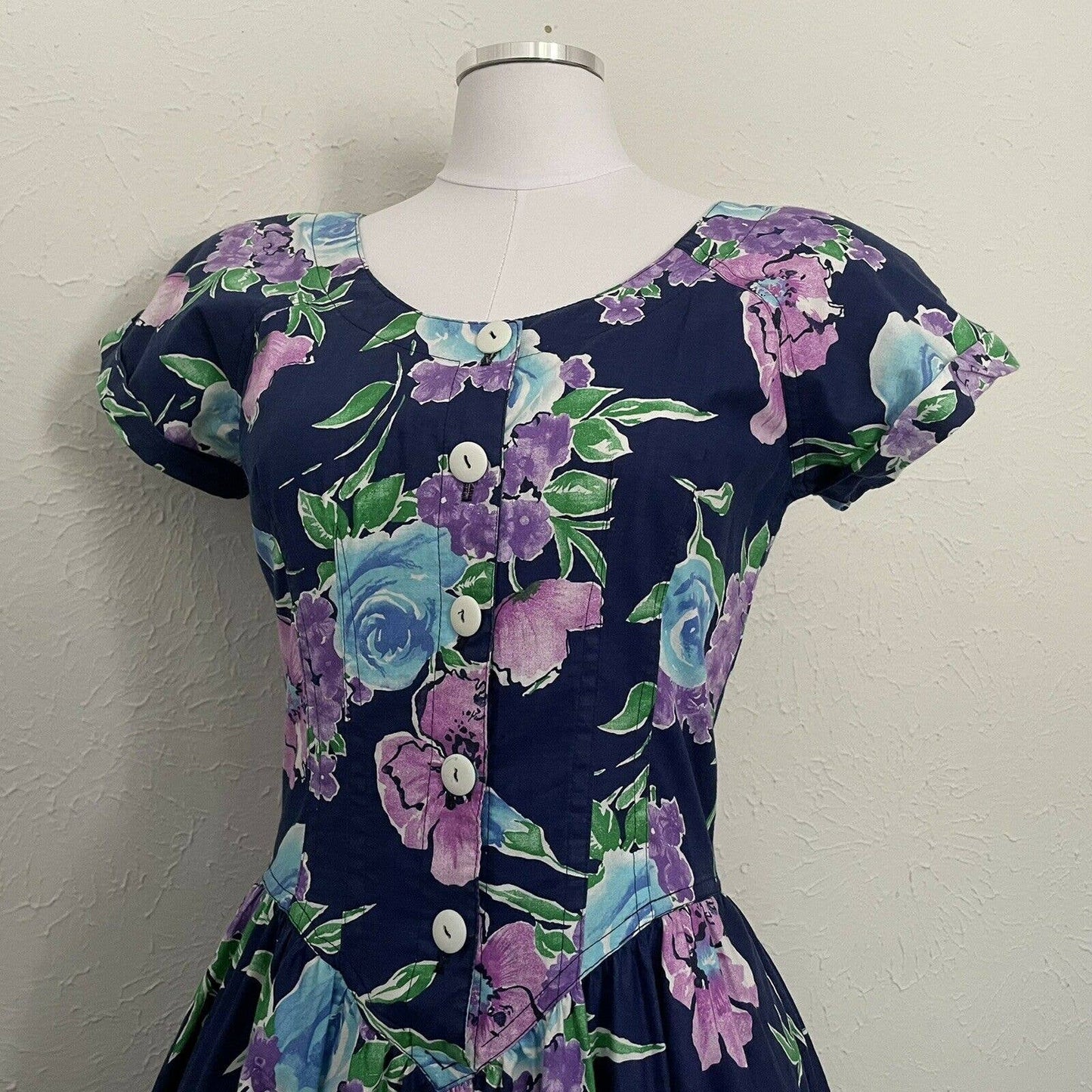 80s does 50s fit and flare garden dress XS Small